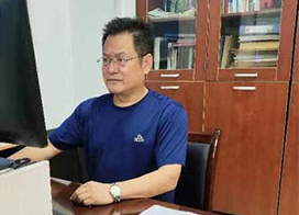 优秀教师--周俊