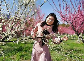 优秀教师--郑敏